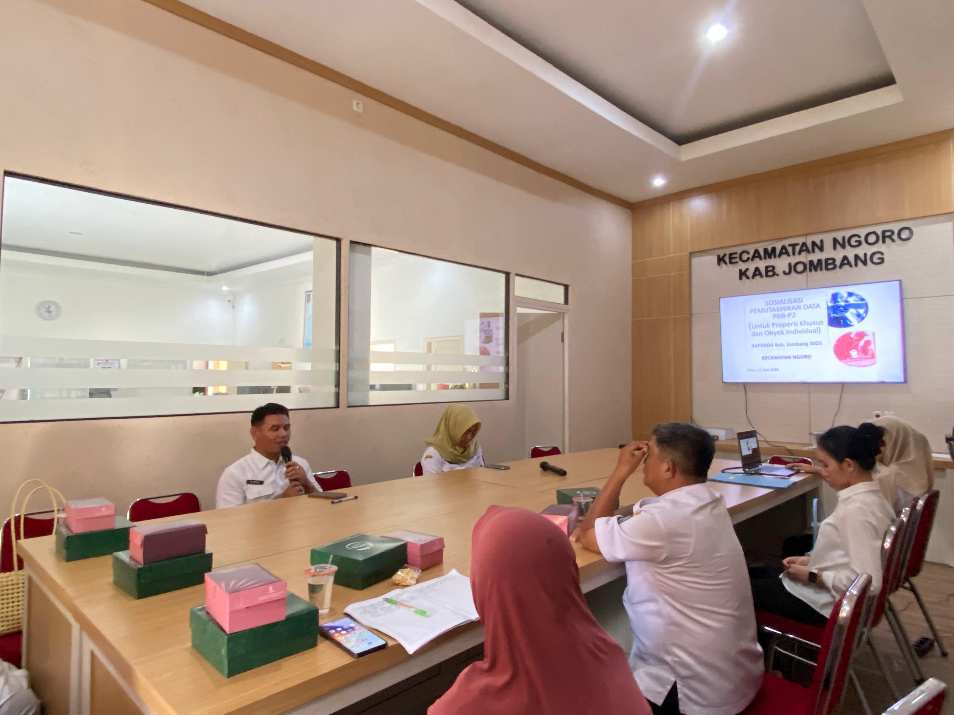 SOSIALISASI PEMUTAKHIRAN DATA PBB-P2 UNTUK PROPERTI KHUSUS DAN OBJEK INDIVIDUAL DI KECAMATAN NGORO