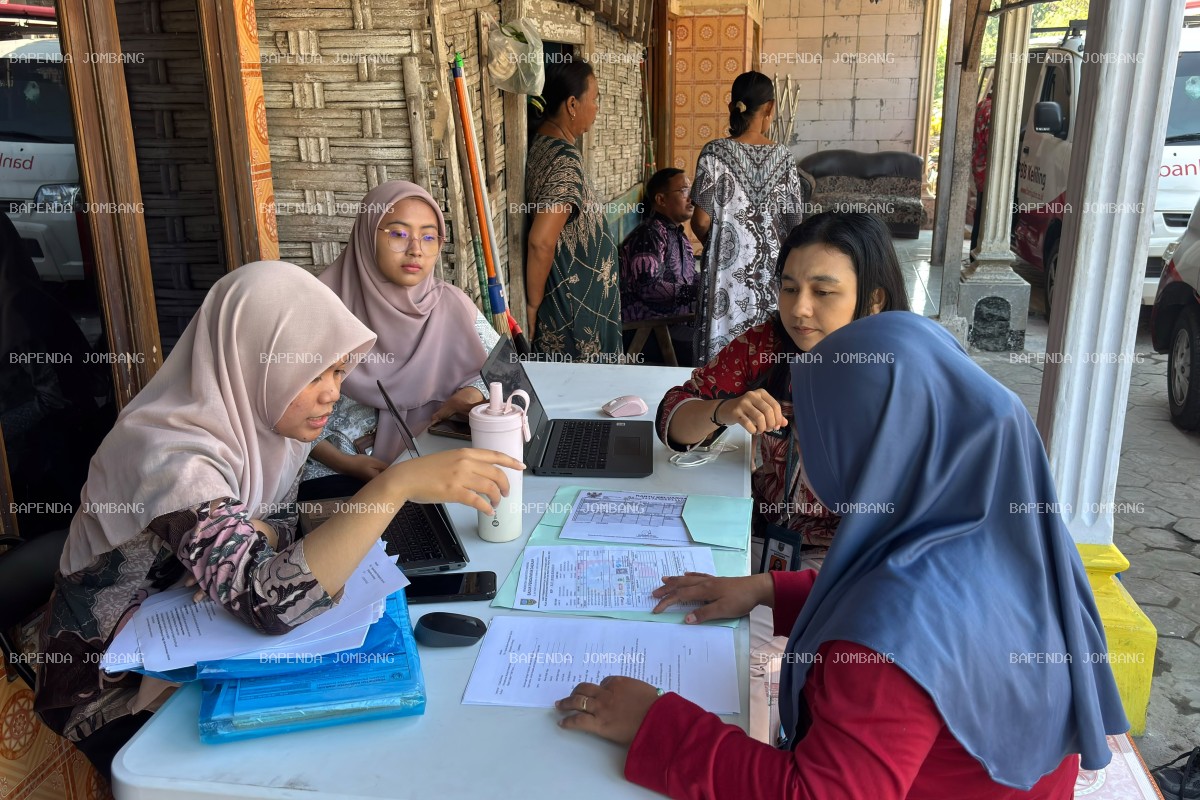 Bapenda Jombang Lanjutkan Program "Mampir RW", Bayar PBB Makin Mudah di Dusun Sendangrejo