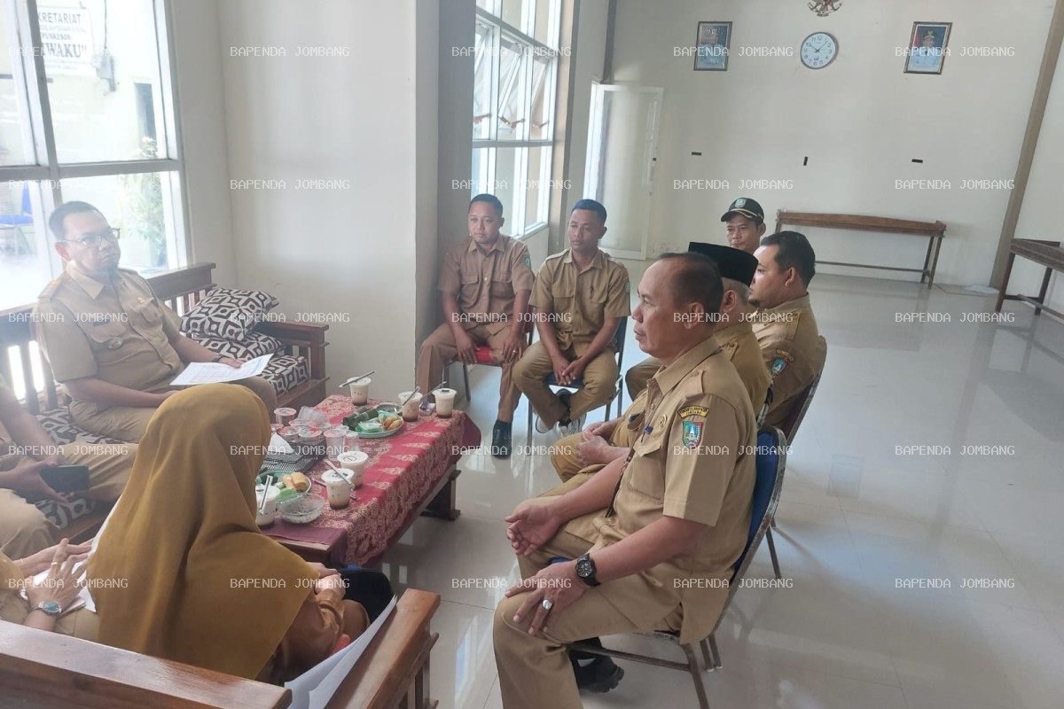 Bapenda Jombang Gelar Monev Pemungutan PBB-P2 di Desa Gumulan dan Desa Pojokkulon