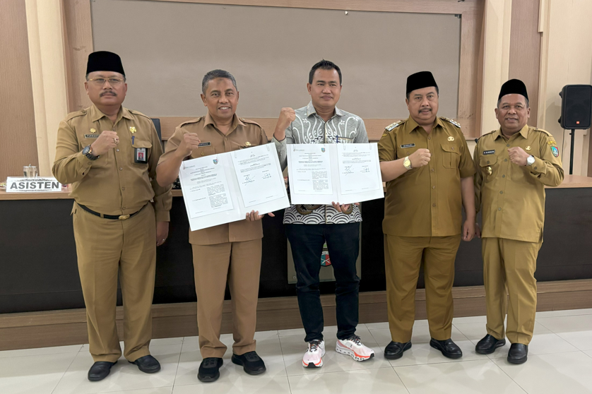 MONITORING DAN EVALUASI PBB-P2 TAHUN 2025 SERTA PENANDATANGANAN PKS DENGAN PT BPR BANK JOMBANG PERSERODA