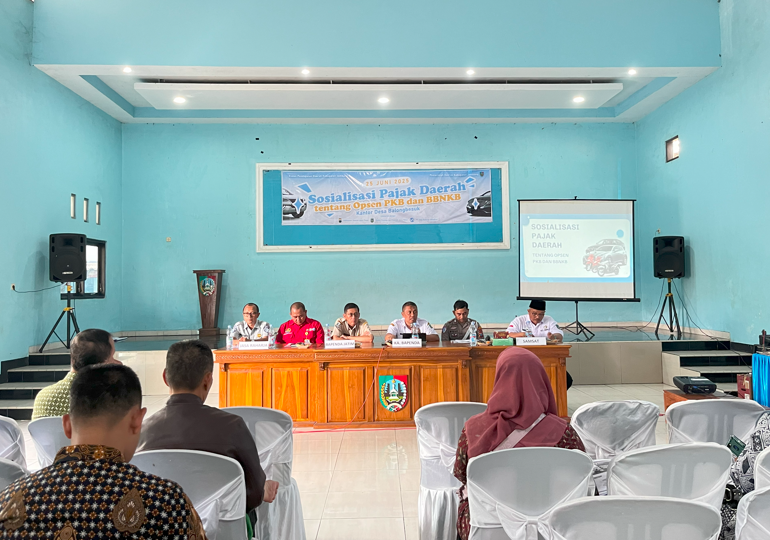 SOSIALISASI PAJAK DAERAH OPSEN PKB DAN BBNKB DIGELAR DI DESA BALONGBESUK UNTUK WILAYAH KECAMATAN DIWEK, GUDO, DAN JOGOROTO