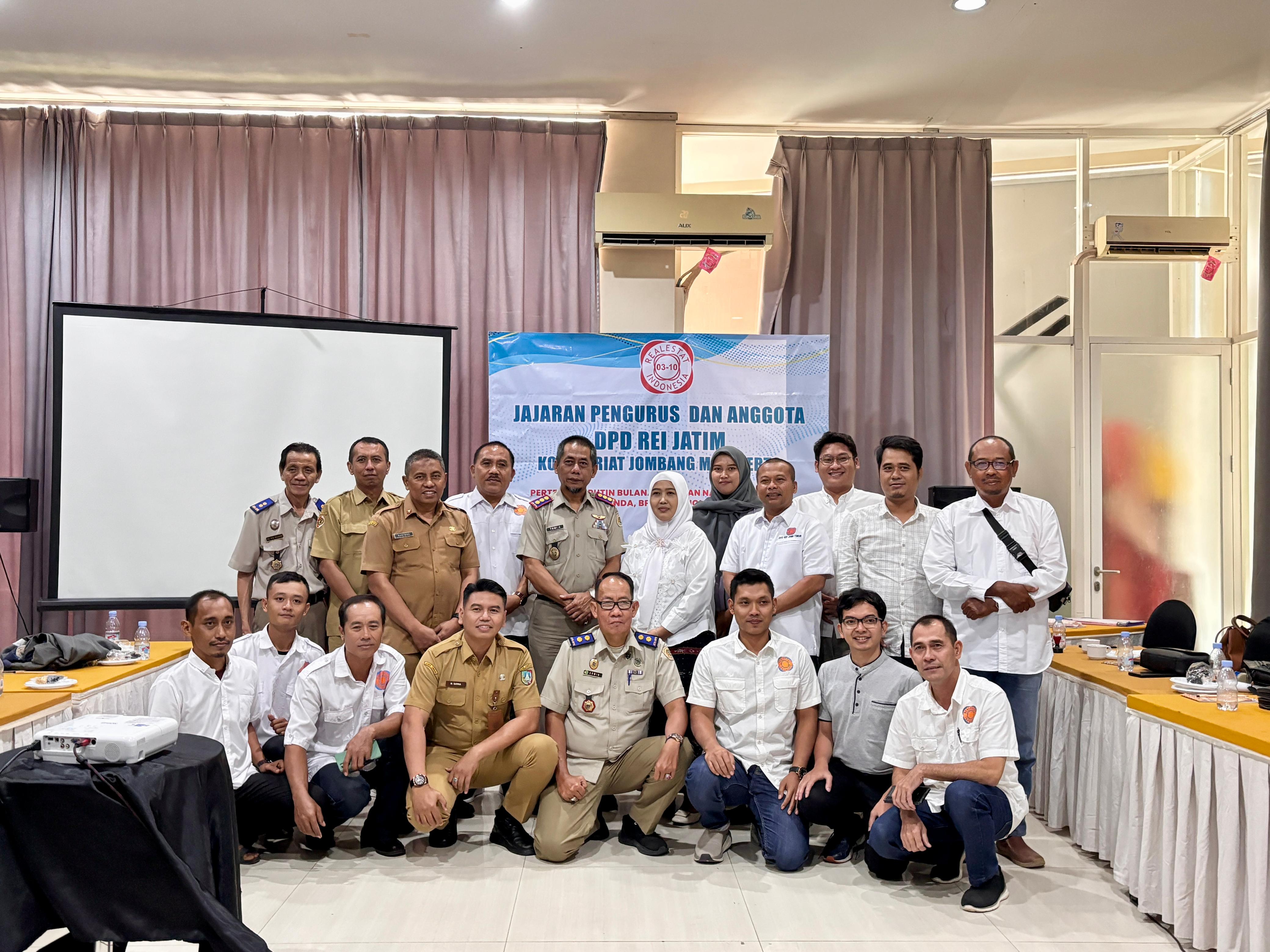 RAPAT RUTINAN DPD REI KOMISARIAT JOMBANG - MOJOKERTO BERSAMA INSTANSI TERKAIT
