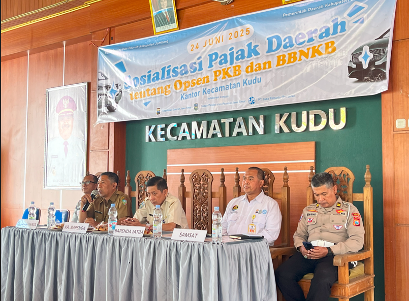 SOSIALISASI PAJAK DAERAH OPSEN PKB DAN BBNKB DI KECAMATAN KUDU PERKUAT PERAN DESA DALAM EDUKASI PAJAK MASYARAKAT