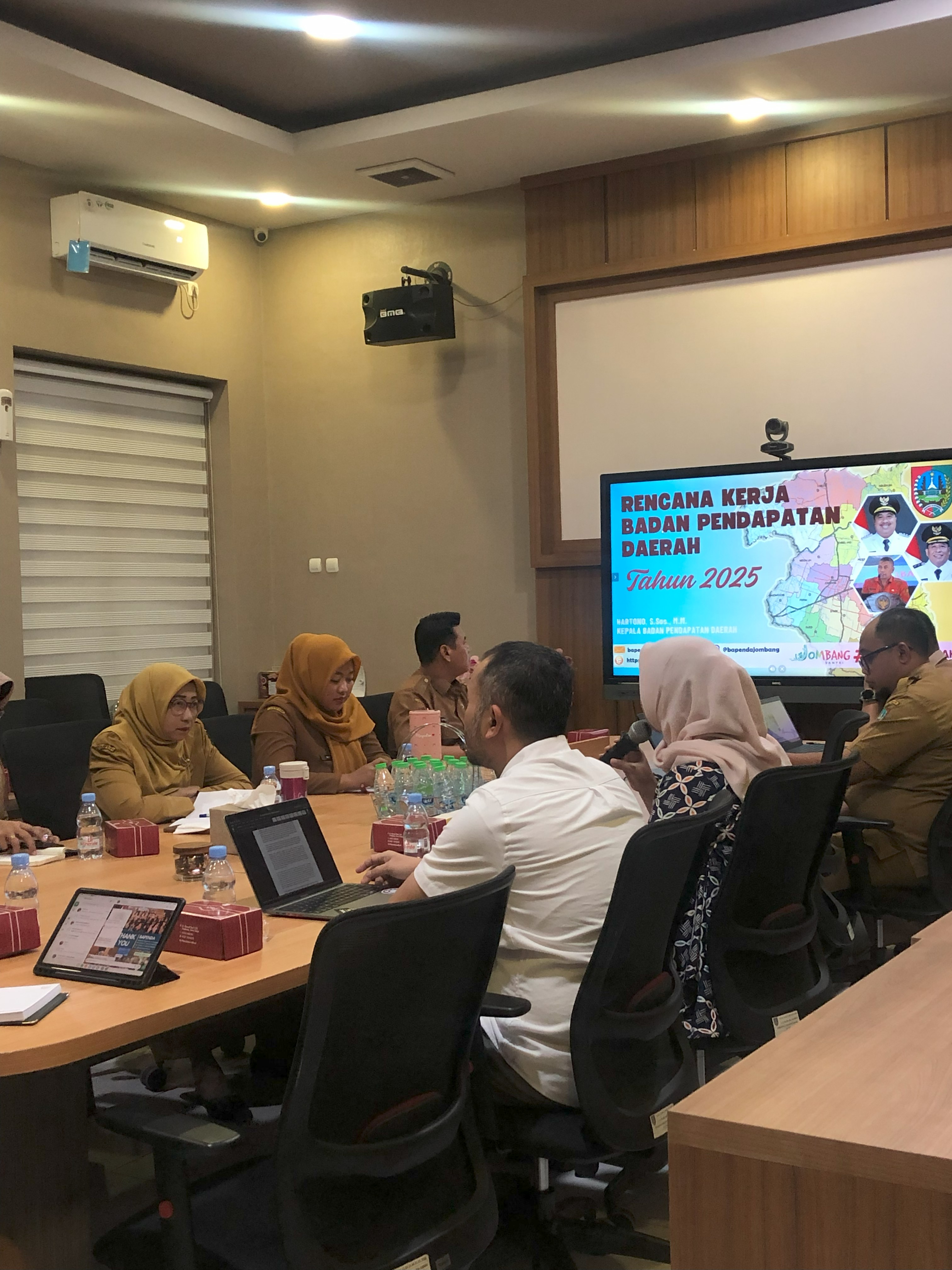 BAPENDA JOMBANG TINGKATKAN ELEKTRONIFIKASI TRANSAKSI, DORONG OPTIMALISASI PAD MELALUI DIGITALISASI PELAYANAN PAJAK