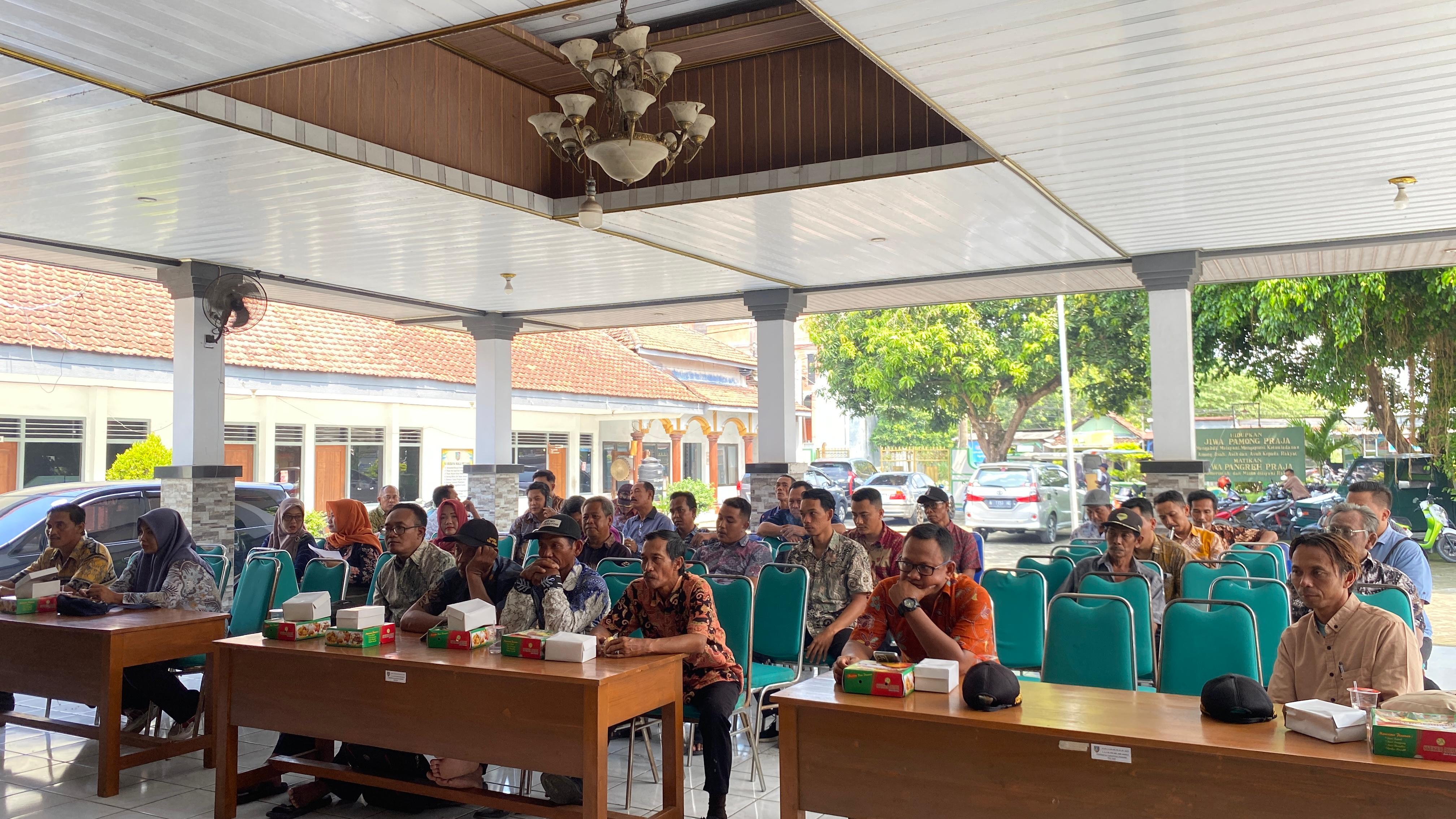 BAPENDA JOMBANG DORONG PERCEPATAN PBB-P2 LEWAT MONEV DI KECAMATAN PLOSO