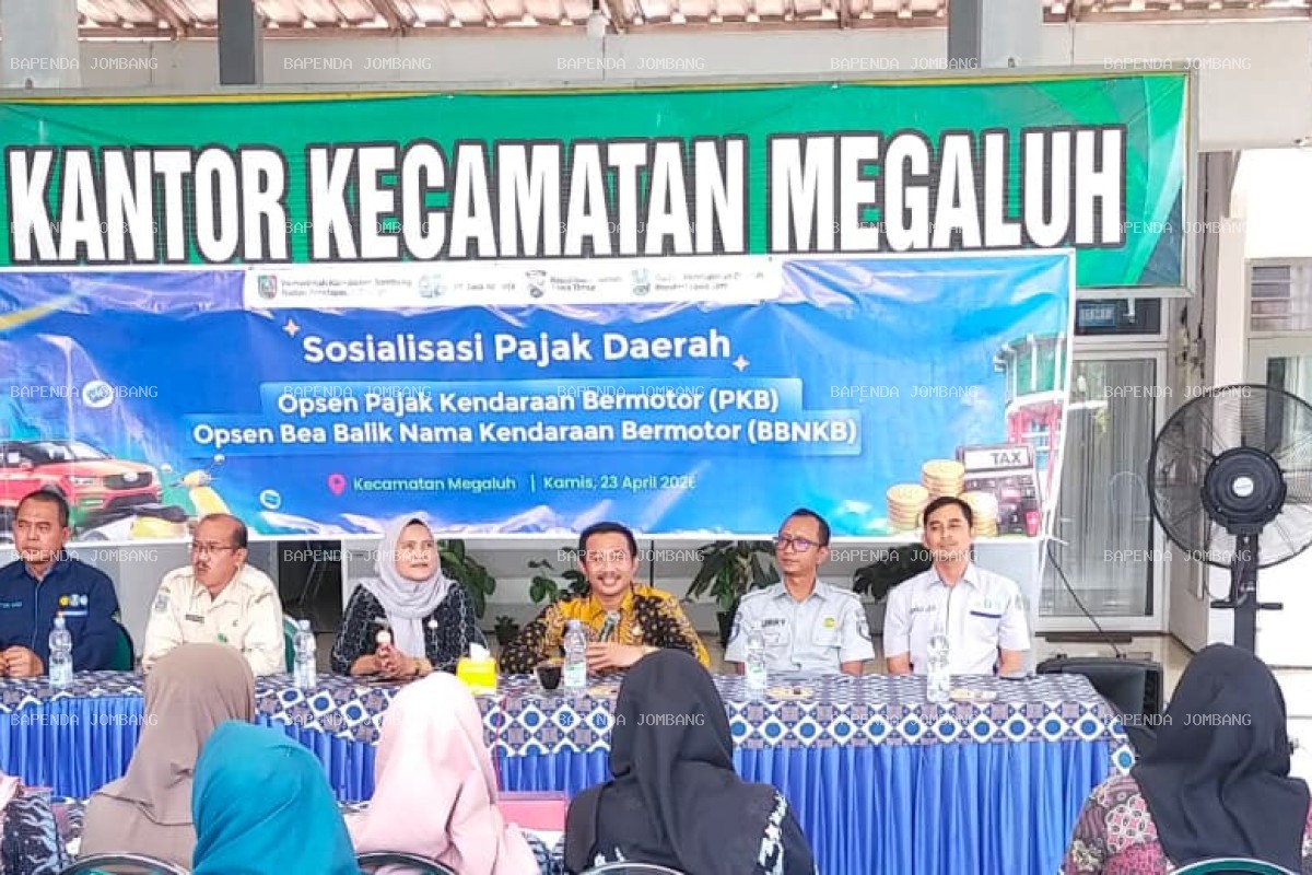 Perkuat Sinergi, Tim Pembina Samsat Jombang Sosialisasikan Kebijakan Opsen PKB dan BBNKB di Kecamatan Megaluh