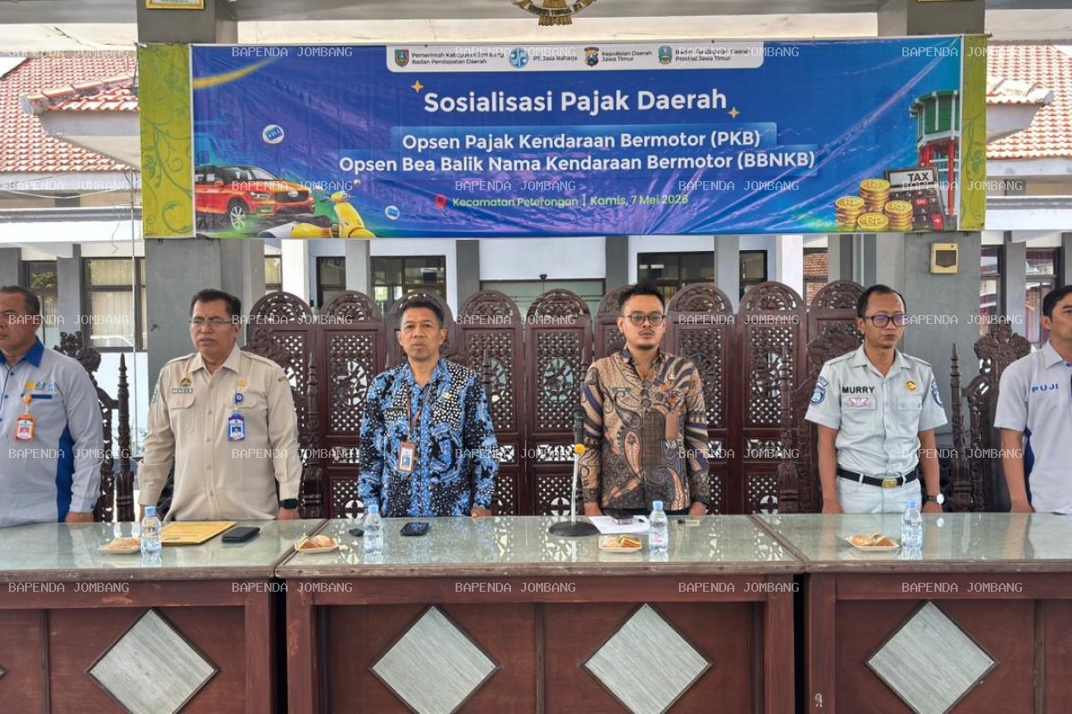 Dorong Kesadaran Wajib Pajak, Bapenda dan Tim Pembina Samsat Jombang Gelar Sosialisasi Opsen PKB-BBNKB di Kecamatan Peterongan