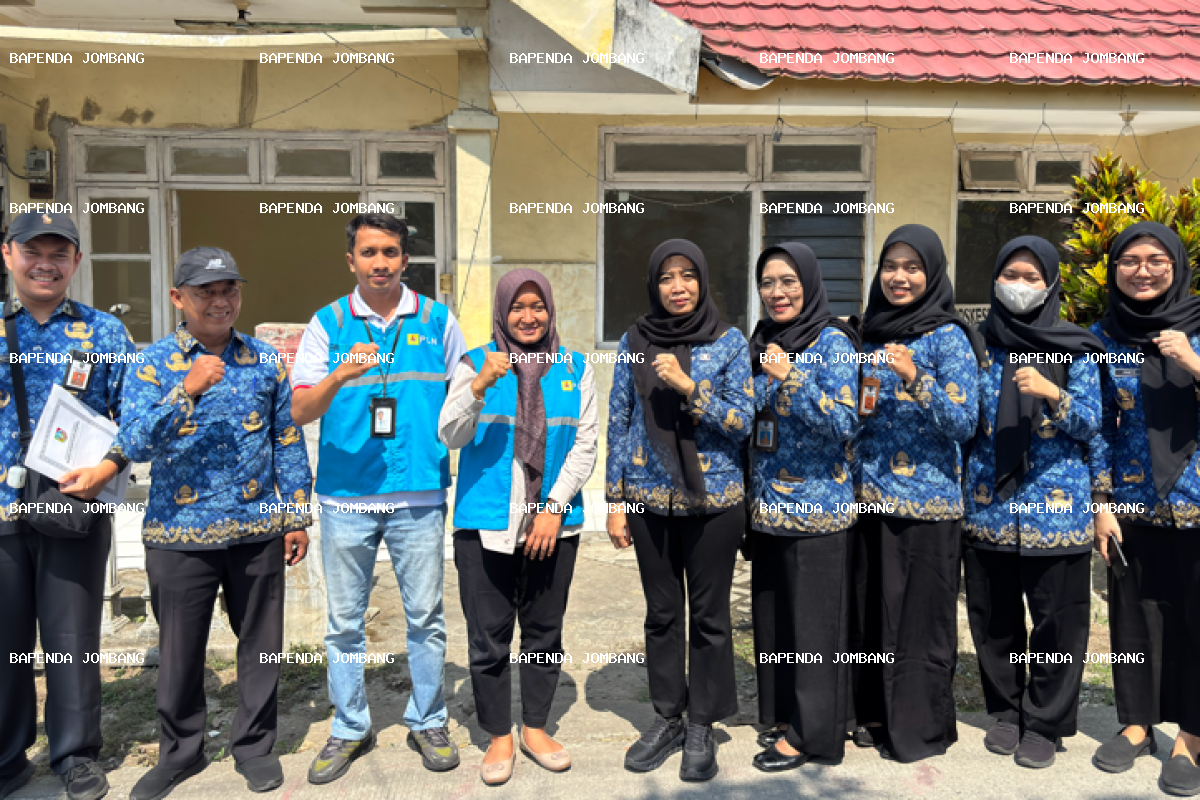 Perkuat PAD, Bapenda Jombang dan PLN Gelar Uji Petik Pelanggan Listrik di Asemgede